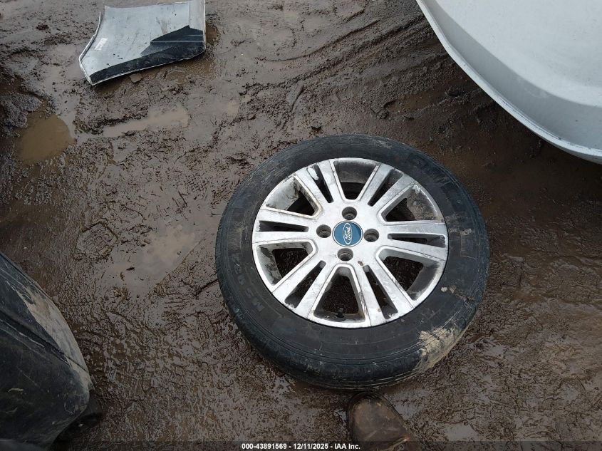 2008 Ford Focus Se/Ses VIN: 1FAHP35N68W161147 Lot: 43891569