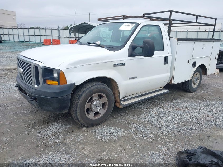 1FTSF20P66ED81879 2006 FORD F250 photo no. 2
