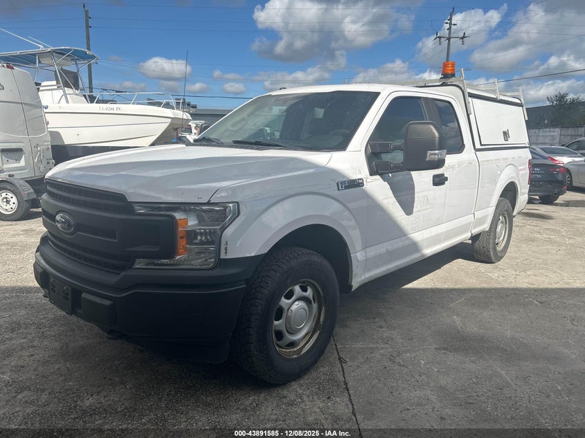 1FTEX1EP1KKE85852 2019 FORD F-150 photo no. 2