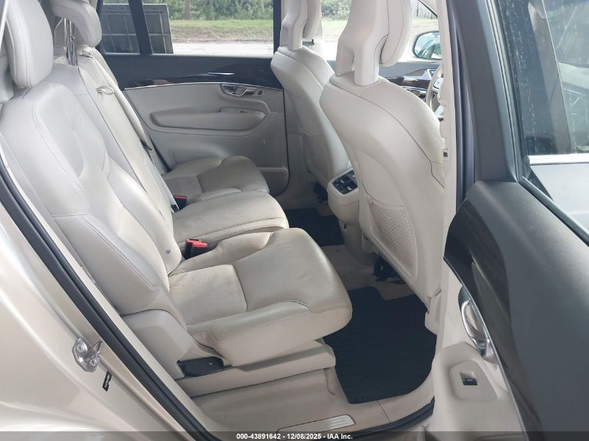 2016 Volvo Xc90 T6 Momentum VIN: YV4A22PKXG1038872 Lot: 43891642