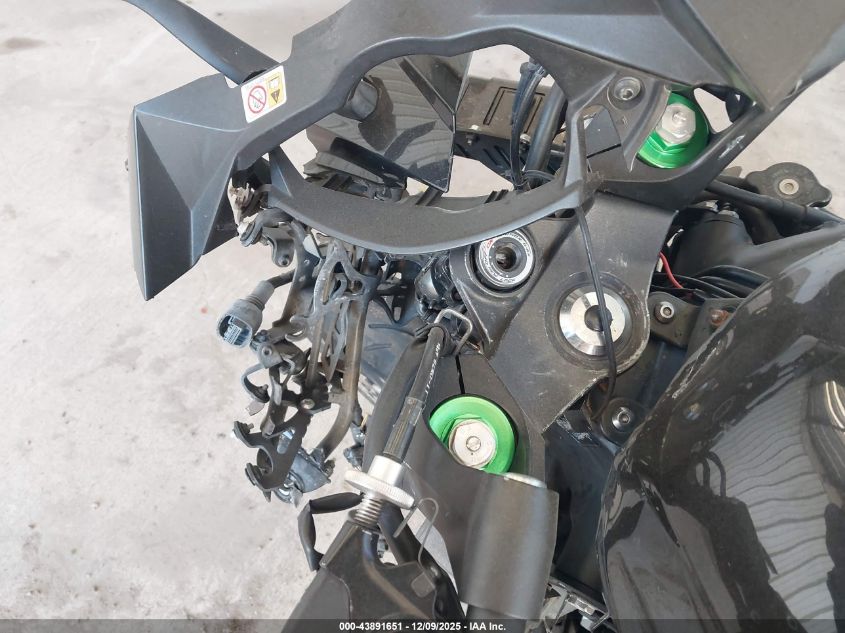 2015 Kawasaki Zx1000 M VIN: JKAZXCM1XFA005081 Lot: 43891651