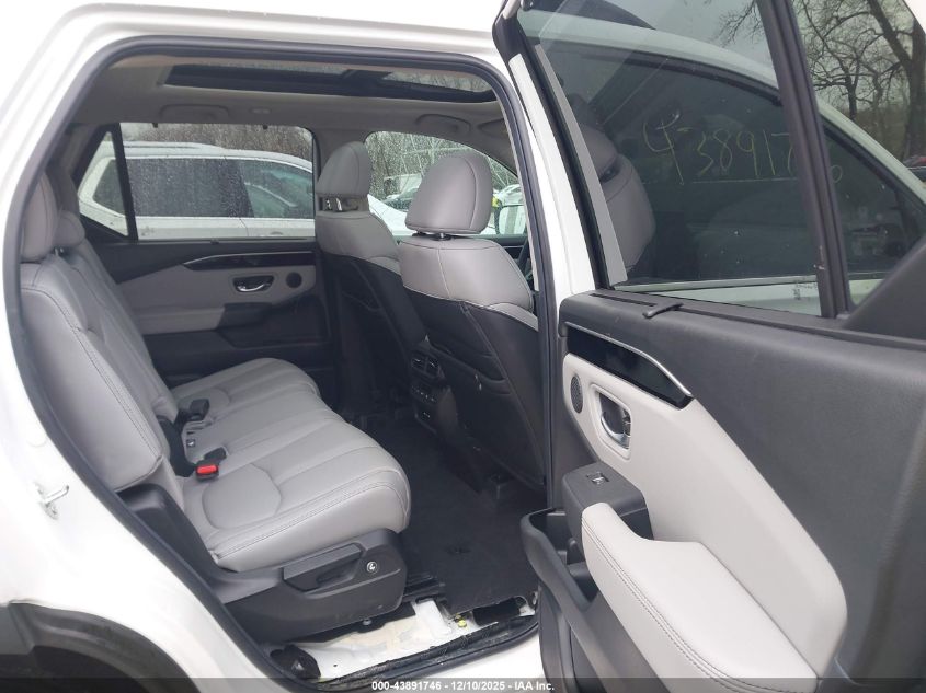 2025 Honda Pilot Touring VIN: 5FNYG1H72SB154493 Lot: 43891746