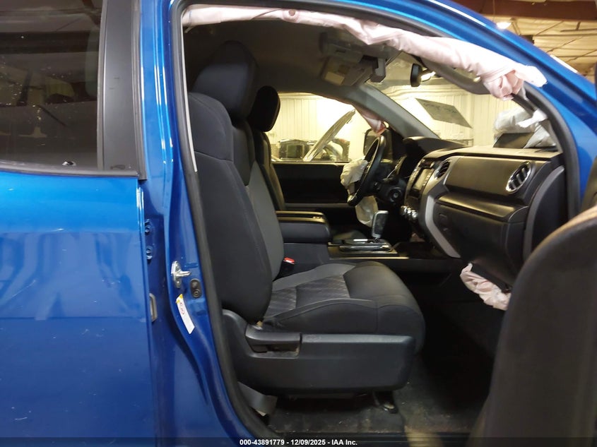 2018 Toyota Tundra Sr5 5.7L V8