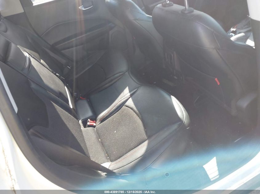 2019 Jeep Compass Trailhawk 4X4 VIN: 3C4NJDDB1KT752897 Lot: 43891785