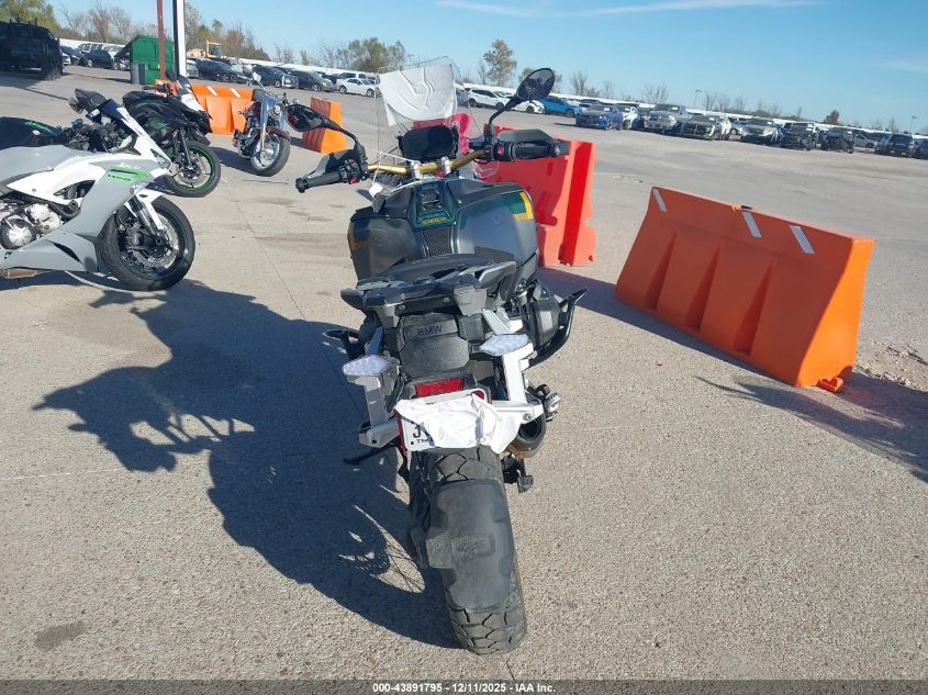 2025 BMW R 1300 Gs Adventure VIN: WB10M3300S6L11345 Lot: 43891795