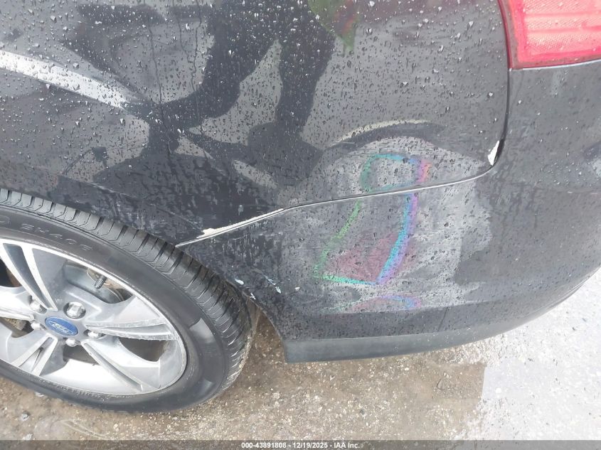 2014 Ford Focus Se VIN: 1FADP3F27EL366413 Lot: 43891808