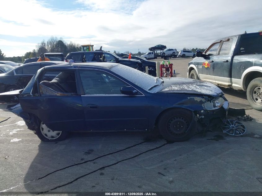 2000 Honda Accord 2.3 Lx VIN: 1HGCG665XYA113816 Lot: 43891811