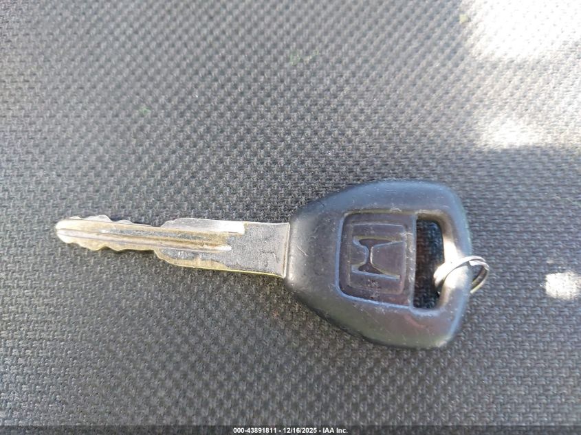 2000 Honda Accord 2.3 Lx VIN: 1HGCG665XYA113816 Lot: 43891811