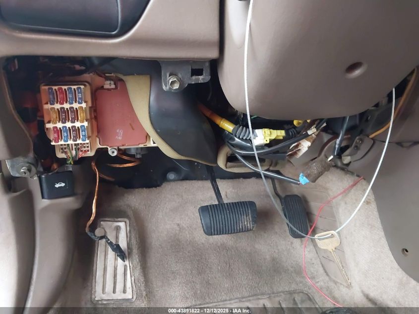 1995 Toyota Camry Le VIN: JT2SK12E5S0327734 Lot: 43891822