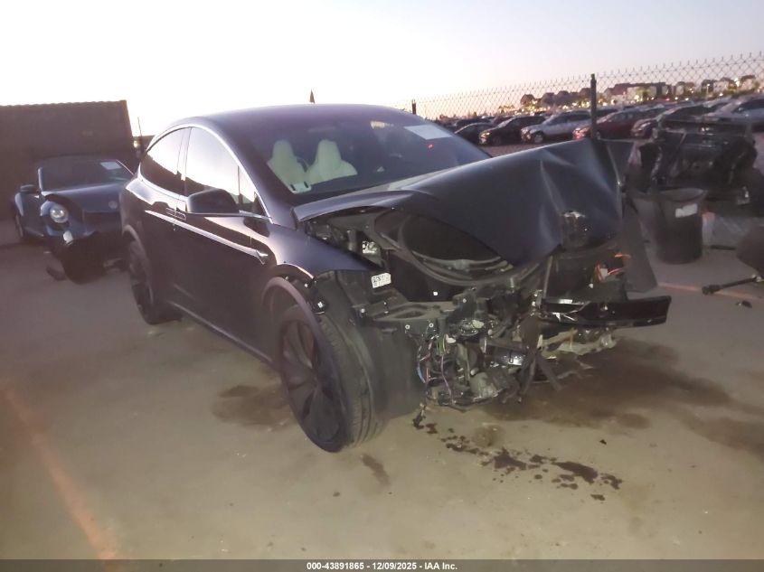 TESLA MODEL X P100D/PERFORMANCE