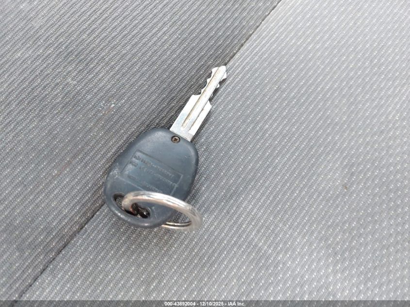 2008 Chevrolet Aveo Ls VIN: KL1TD56618B210852 Lot: 43892004