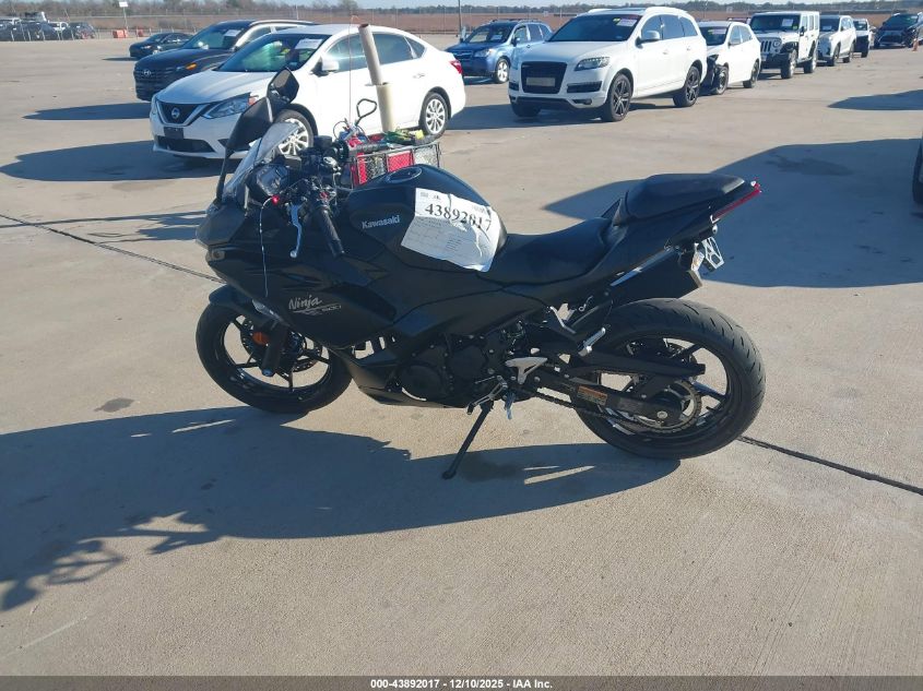 2026 Kawasaki Ex500 VIN: ML5EXGG16TDA72937 Lot: 43892017