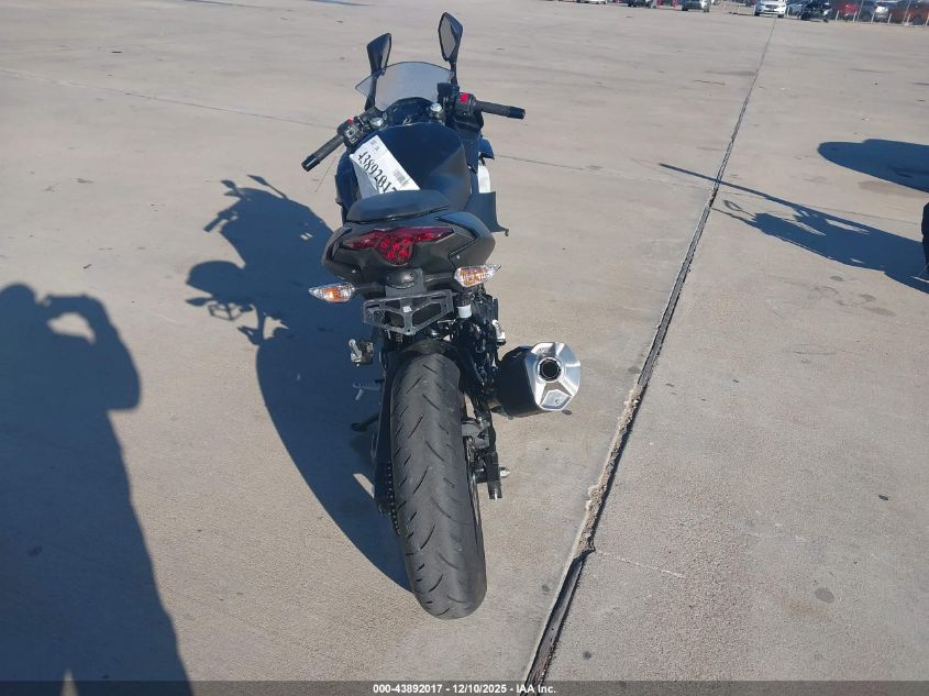 2026 Kawasaki Ex500 VIN: ML5EXGG16TDA72937 Lot: 43892017