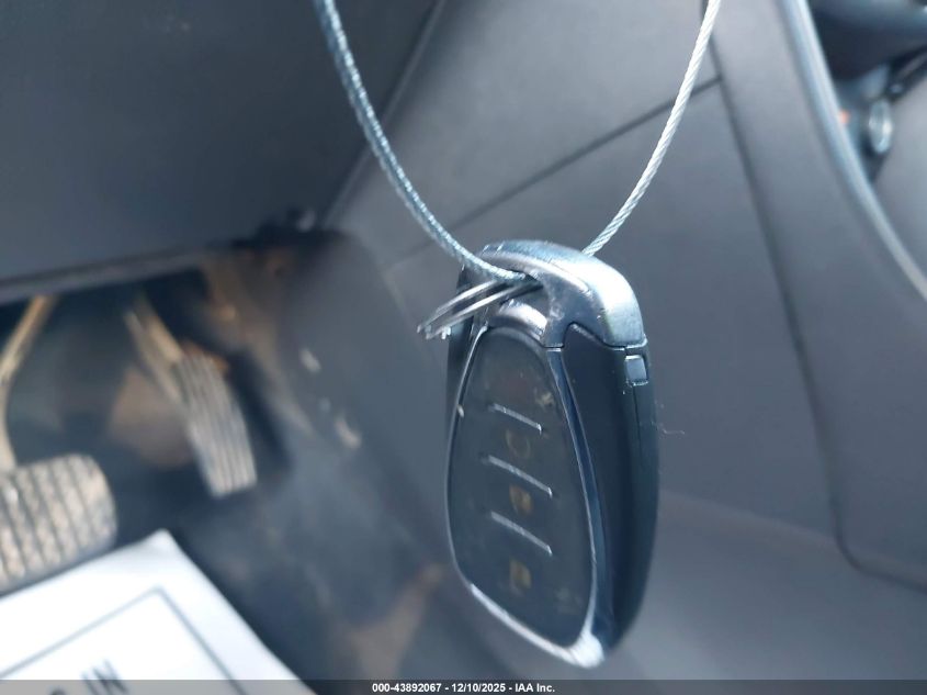 2018 Chevrolet Trax Lt VIN: 3GNCJPSB7JL319084 Lot: 43892067