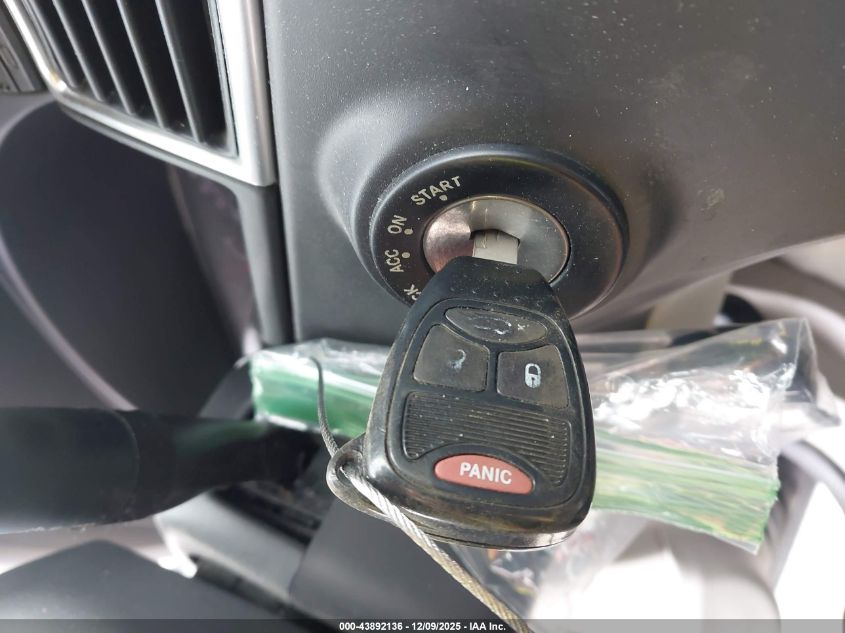 2005 Chrysler Pacifica Touring VIN: 2C4GF68435R669691 Lot: 43892136