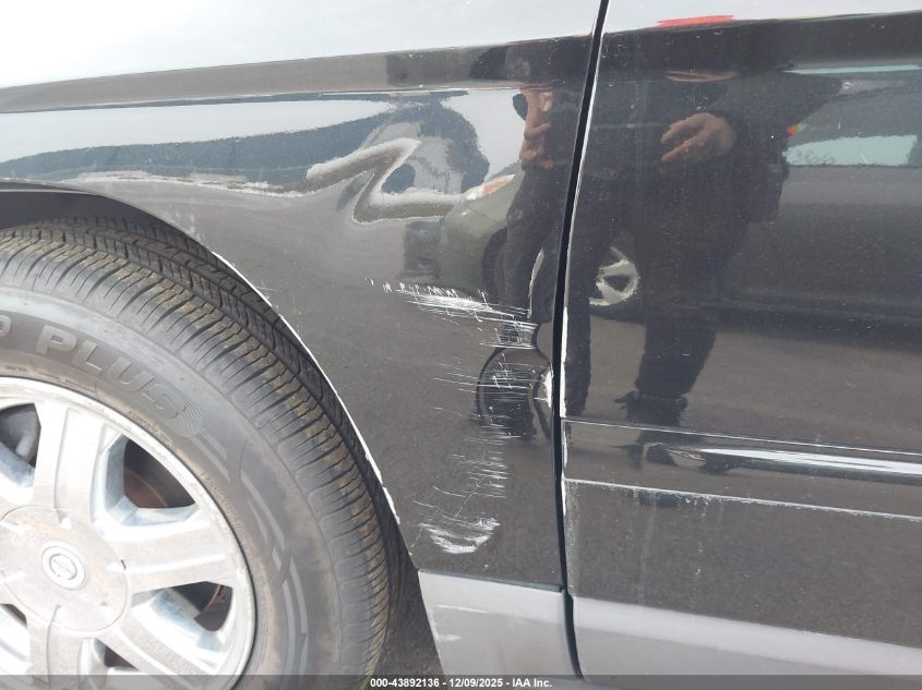 2005 Chrysler Pacifica Touring VIN: 2C4GF68435R669691 Lot: 43892136