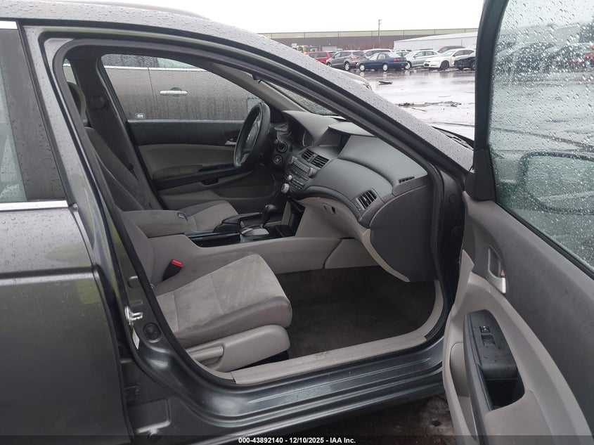 1HGCP2F33AA134696 2010 HONDA ACCORD photo no. 5