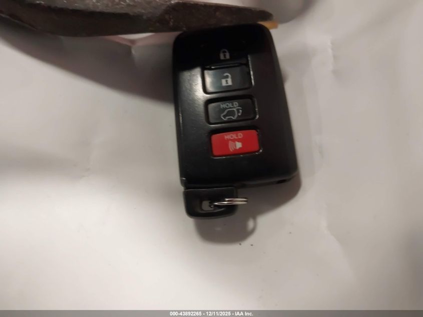 2019 Toyota Highlander Xle VIN: 5TDJZRFH1KS987865 Lot: 43892265