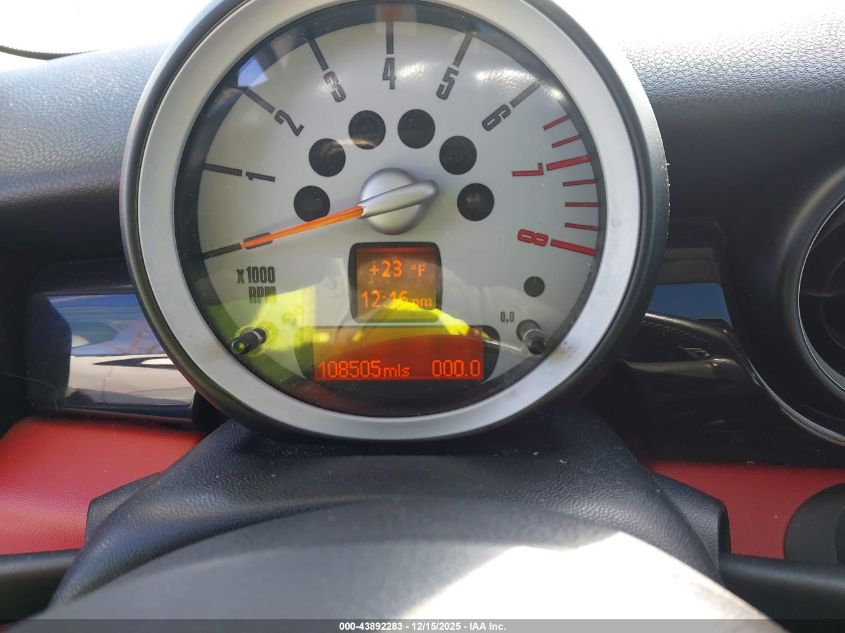 2010 Mini Cooper VIN: WMWMF3C52ATZ22775 Lot: 43892283