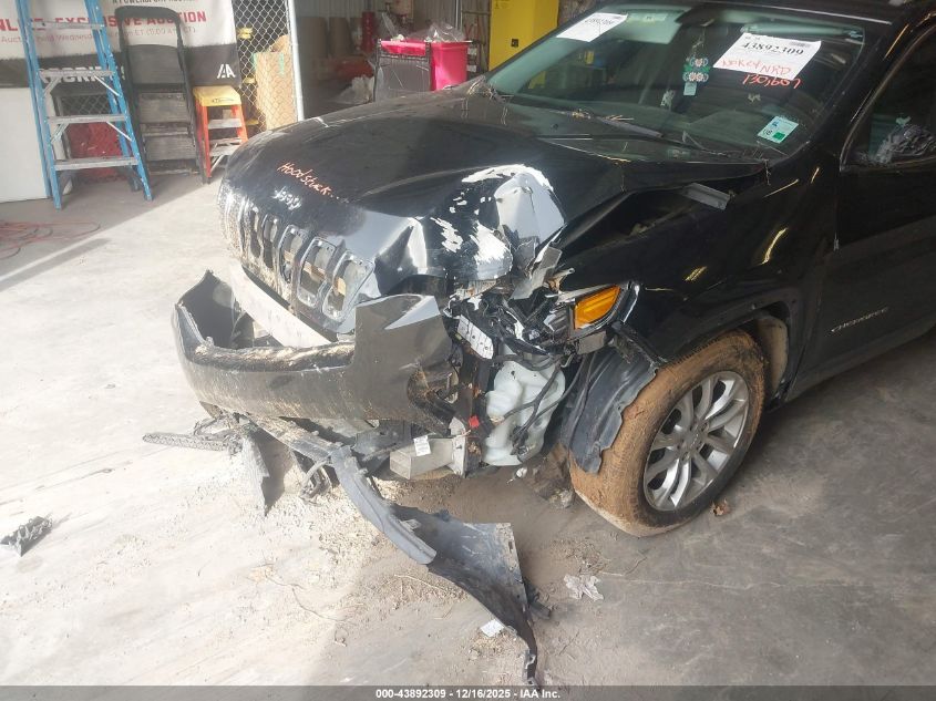 2019 Jeep Cherokee Latitude Fwd VIN: 1C4PJLCBXKD286624 Lot: 43892309