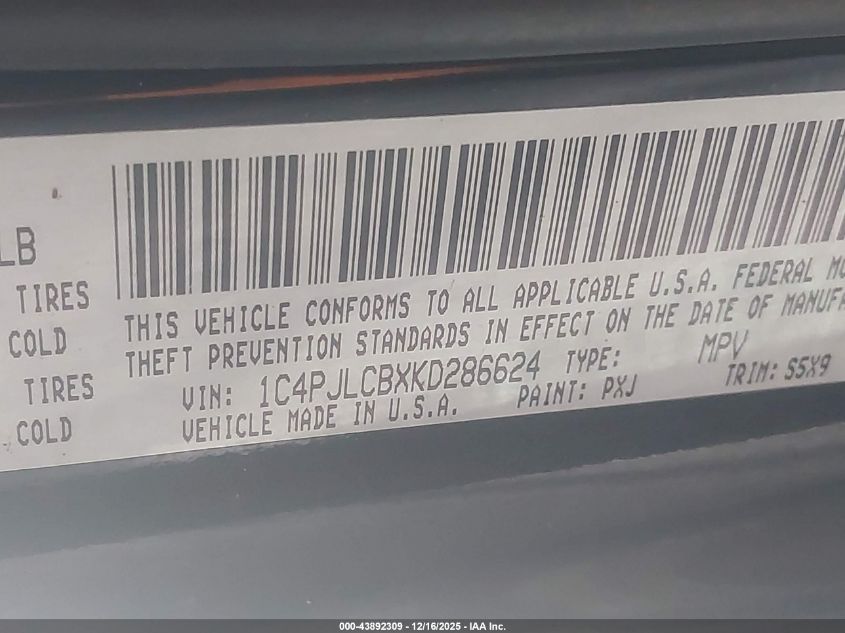 2019 Jeep Cherokee Latitude Fwd VIN: 1C4PJLCBXKD286624 Lot: 43892309