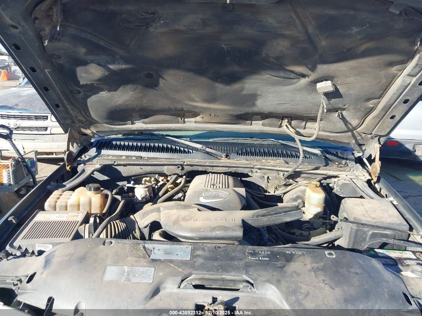 2002 GMC Yukon Slt VIN: 1GKEK13ZX2R236187 Lot: 43892312