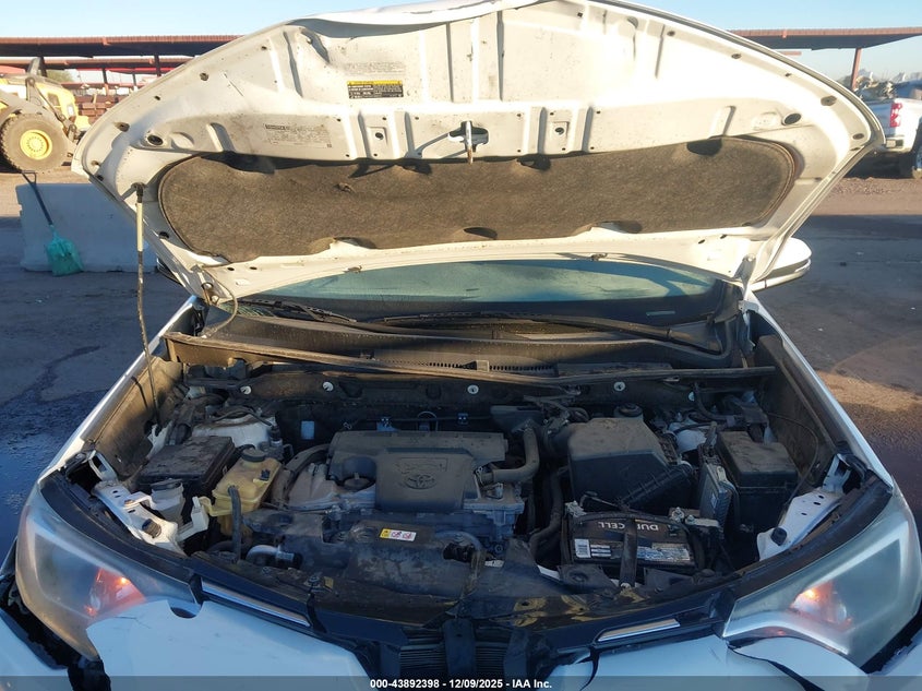 JTMWFREVXJD121503 2018 TOYOTA RAV 4 photo no. 10