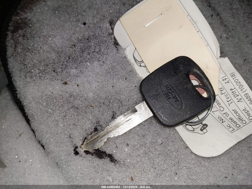 2000 Ford Ranger Xl/Xlt VIN: 1FTZR15V7YPA15900 Lot: 43892402