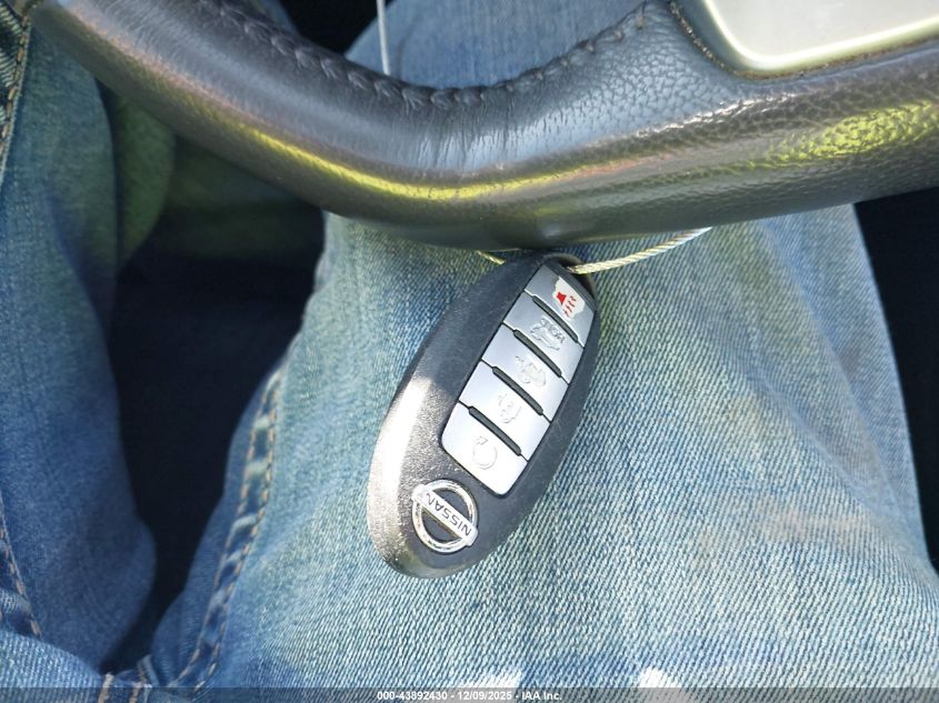 2018 Nissan Rogue Sv VIN: 5N1AT2MT4JC758057 Lot: 43892430