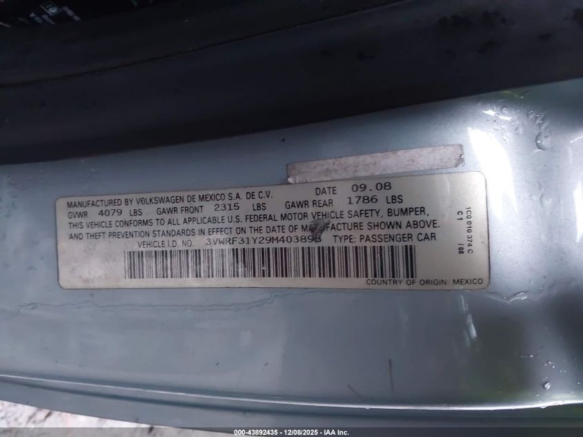 2009 Volkswagen New Beetle 2.5L VIN: 3VWRF31Y29M403898 Lot: 43892435
