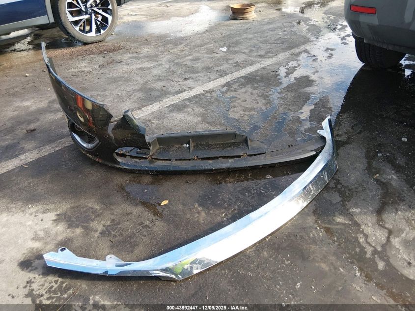 2010 Ford Fusion VIN: 3FADP0135CR203768 Lot: 43892447