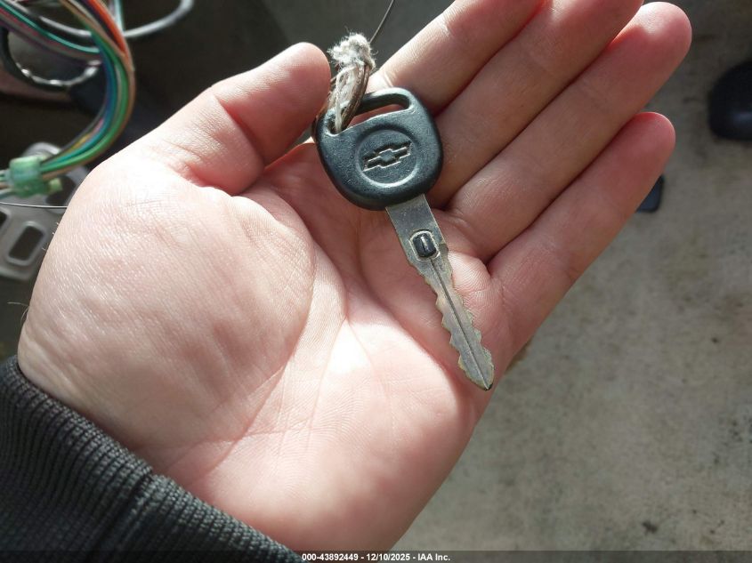 2004 Chevrolet Corvette VIN: 1G1YY32G245111898 Lot: 43892449