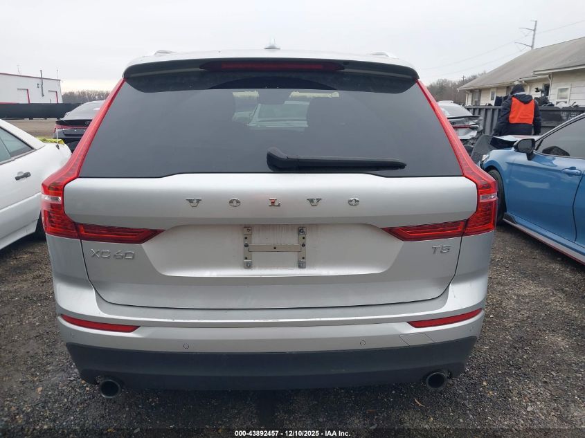 2019 Volvo Xc60 T5 Momentum VIN: LYV102DK8KB205471 Lot: 43892457