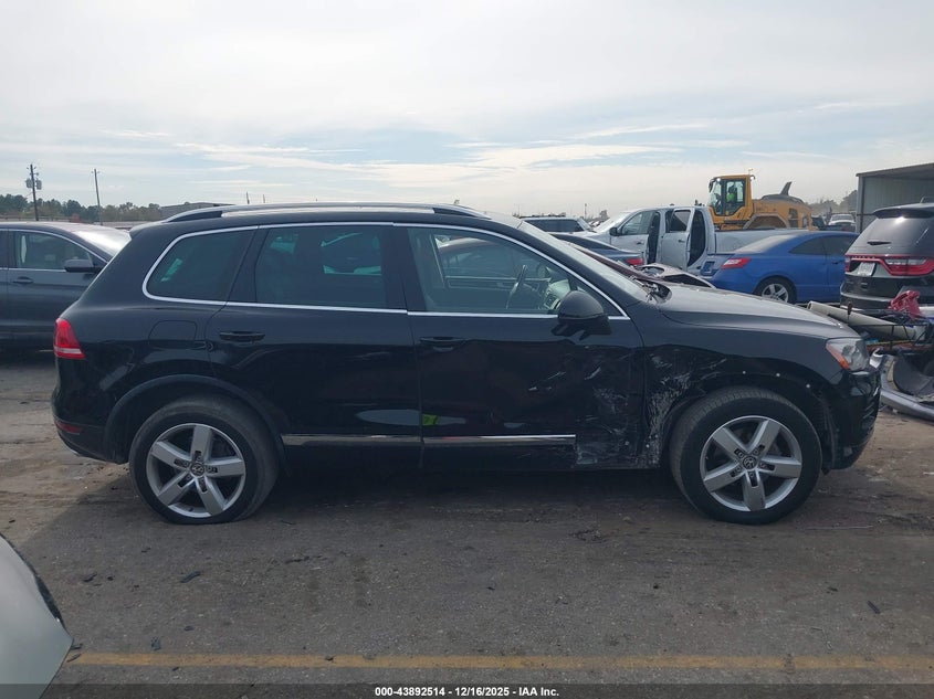 2014 Volkswagen Touareg Tdi Lux #13