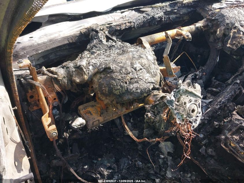 2015 Audi A3 2.0T Premium VIN: WAUBFGFF0F1003086 Lot: 43892537