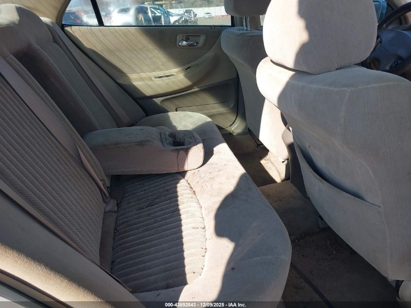 1998 Honda Accord Lx VIN: 1HGCG5644WA224053 Lot: 43892543