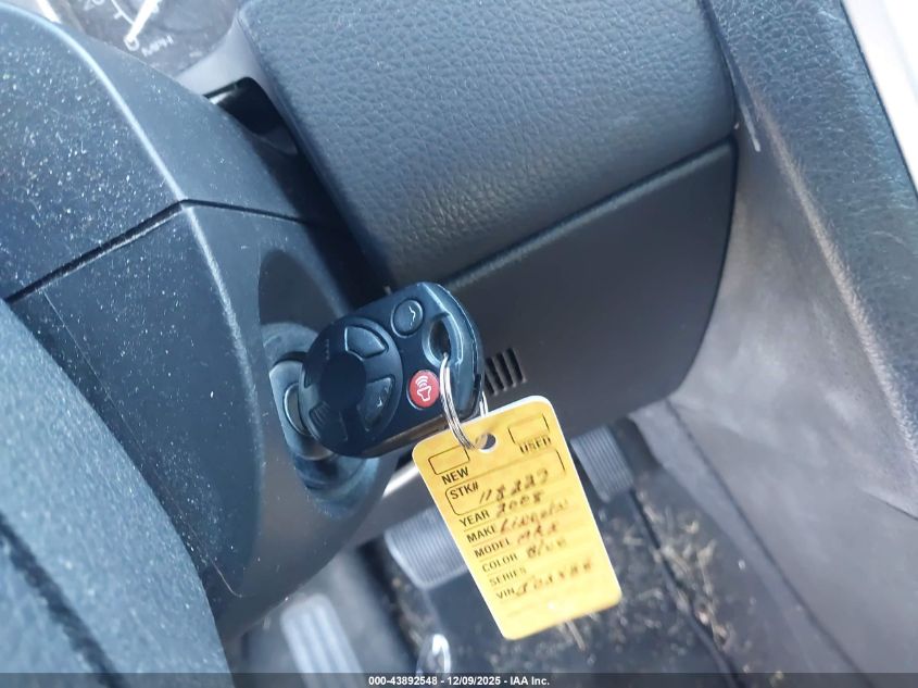 2008 Lincoln Mkx VIN: 2LMDU88C98BJ02488 Lot: 43892548