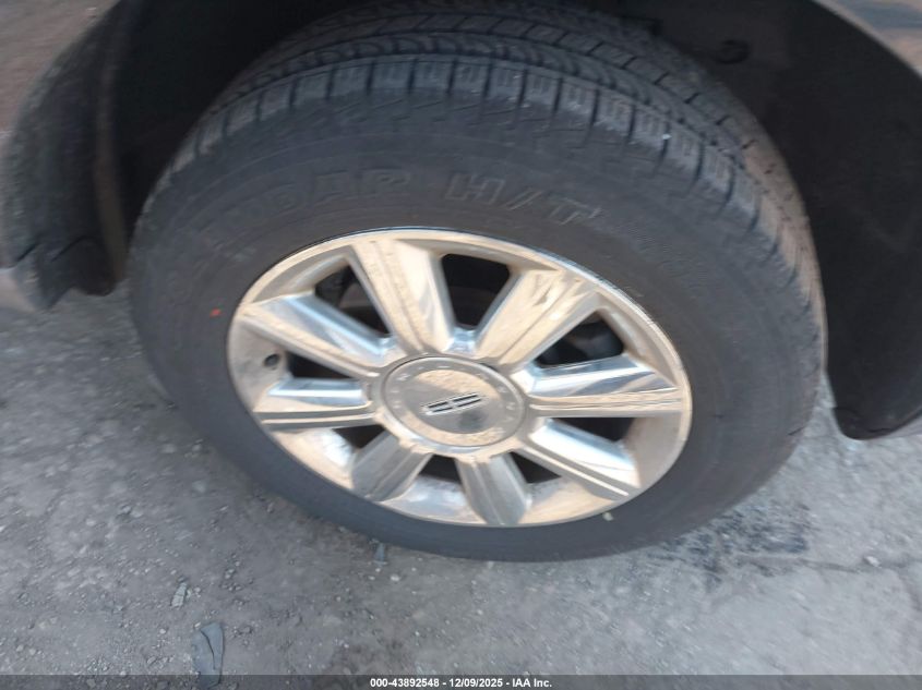 2008 Lincoln Mkx VIN: 2LMDU88C98BJ02488 Lot: 43892548