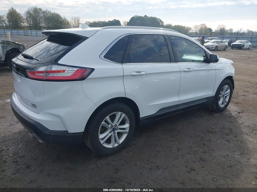 2019 Ford Edge Sel