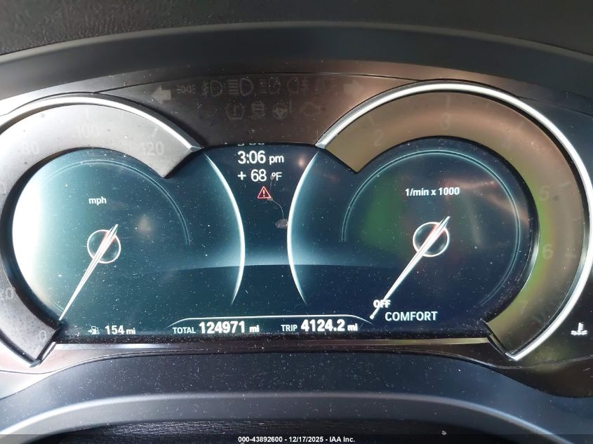 2019 BMW X3 Sdrive30I VIN: 5UXTR7C50KLF23590 Lot: 43892600