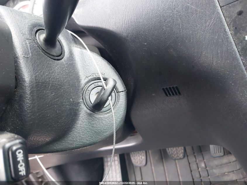 2005 Toyota Corolla S VIN: 1NXBR32E85Z551877 Lot: 43892652