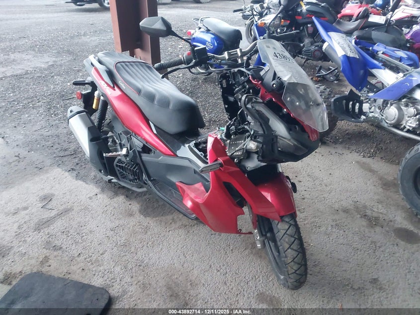 MLHKF385XN5102096 HONDA ADV150 Photo 1