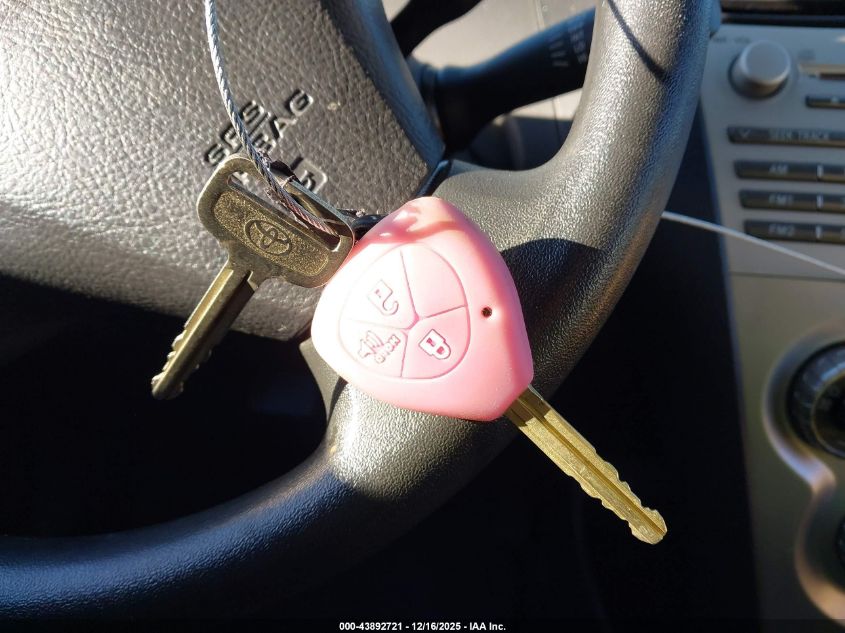 2008 Toyota Yaris VIN: JTDBT923484019585 Lot: 43892721