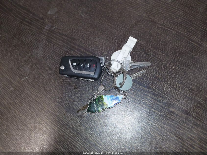 2018 Toyota Camry Le VIN: JTNB11HK8J3008201 Lot: 43892824