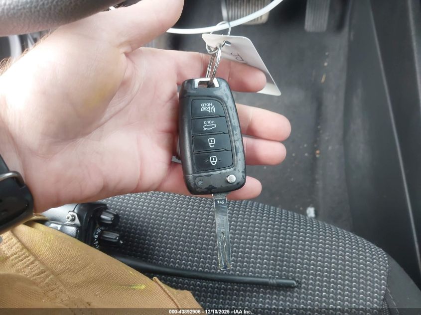 2020 Hyundai Accent Se VIN: 3KPC24A62LE098543 Lot: 43892906