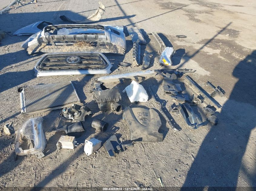 2020 Toyota Tacoma Sr V6 VIN: 5TFCZ5AN9LX237382 Lot: 43892915