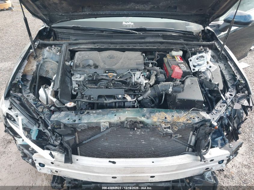 2018 Toyota Camry Le VIN: 4T1B11HK4JU615416 Lot: 43892923