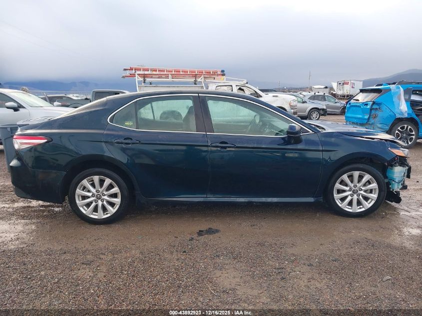 2018 Toyota Camry Le VIN: 4T1B11HK4JU615416 Lot: 43892923