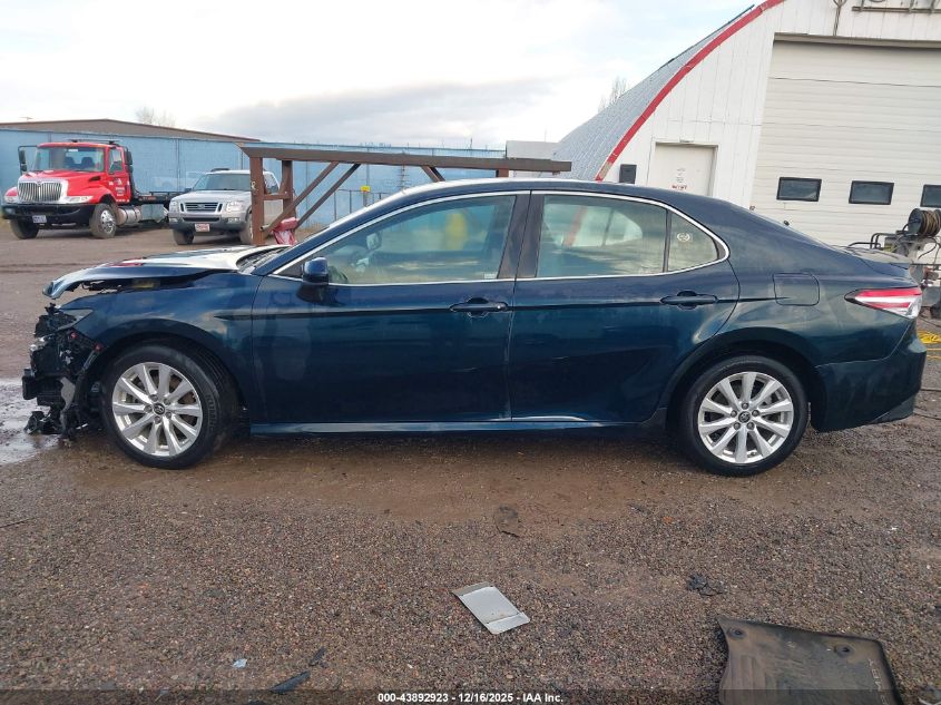 2018 Toyota Camry Le VIN: 4T1B11HK4JU615416 Lot: 43892923