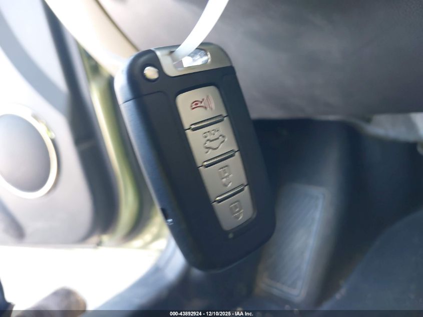 2013 Kia Soul ! VIN: KNDJT2A61D7617141 Lot: 43892924